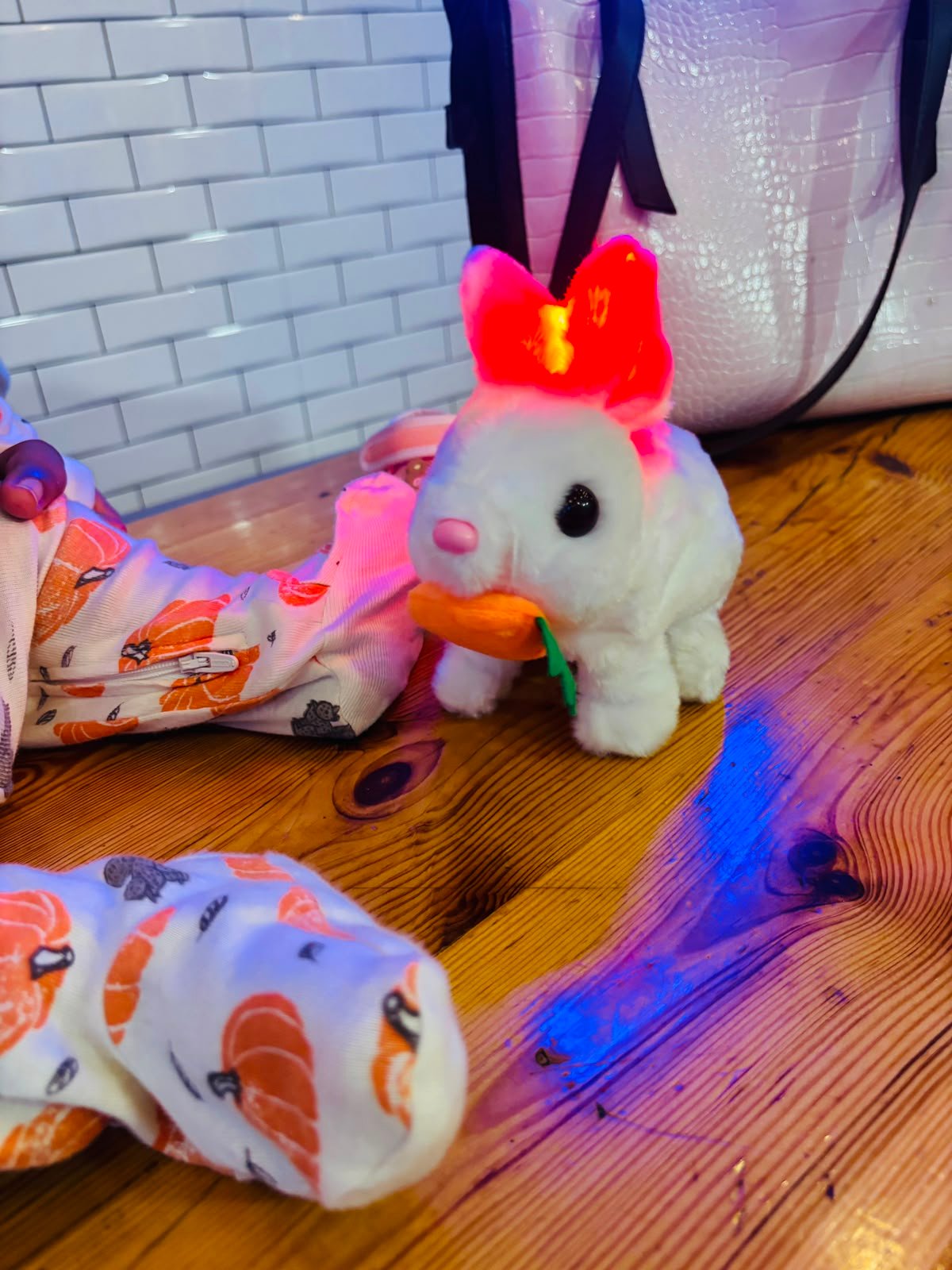 Toto Toyzz plush toy detail